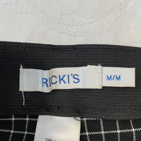 Ricki's Women's Black Checker Dress Pants Size‎ Medium - Picture 2 of 11